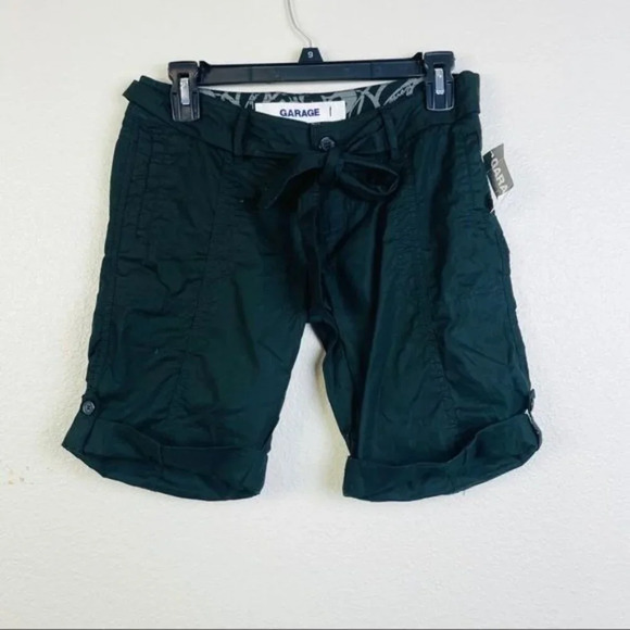 GARAGE Black Cargo Bermuda Shorts NWT Size 1 - Picture 3 of 6